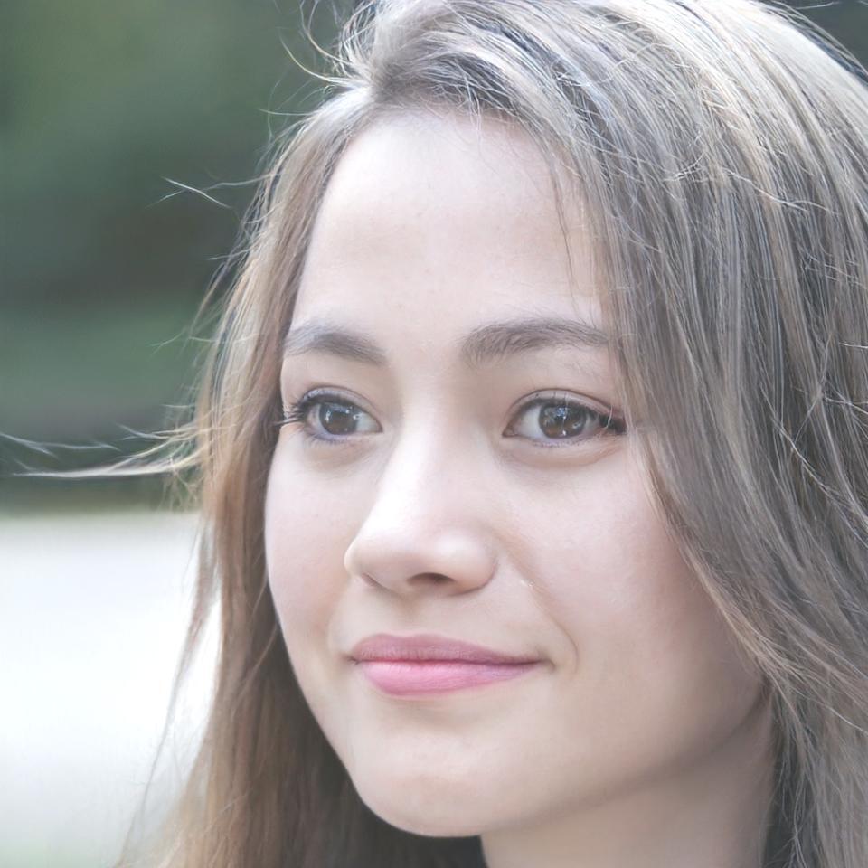 Portrait d'Amélie Rousseau, étudiante en finance innovante